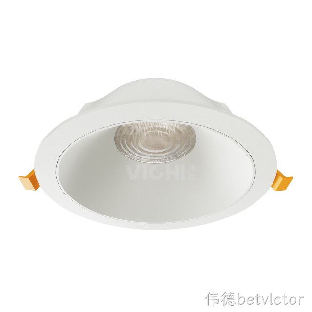 Q03系列嵌入式筒灯